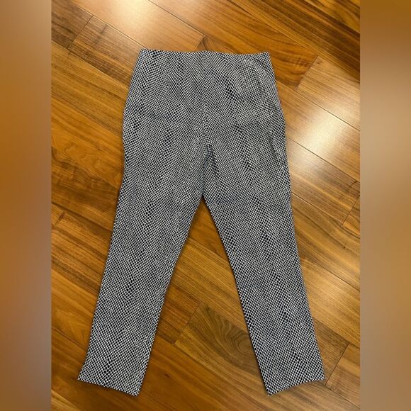 Michael Kors women’s black-and-white geometric trouser legging size medium - Picture 6 of 7